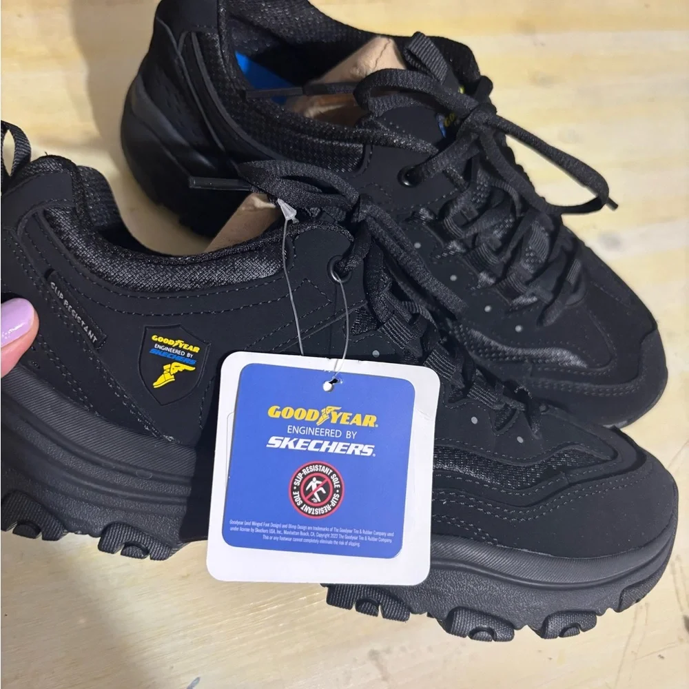 Women’s Skechers x Goodyear GBS Moja slip resistant Black Sneakers Sz 8 New